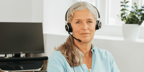 Kundenberaterin von Bunz mobile Ergo mit Headset